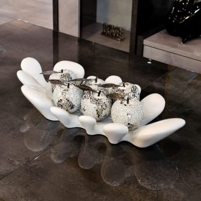 White Splash Dish on display in our showroom